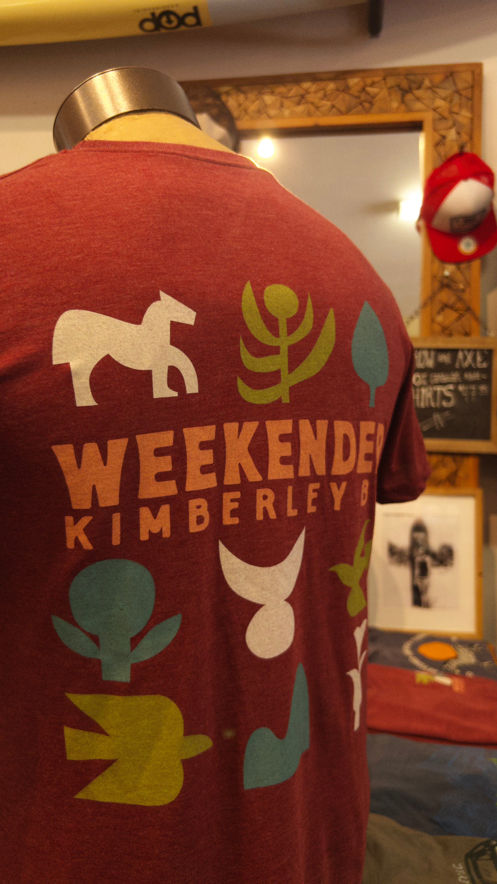The Weekender | Arrow and Axe Unisex Short Sleeve Tee Shirt