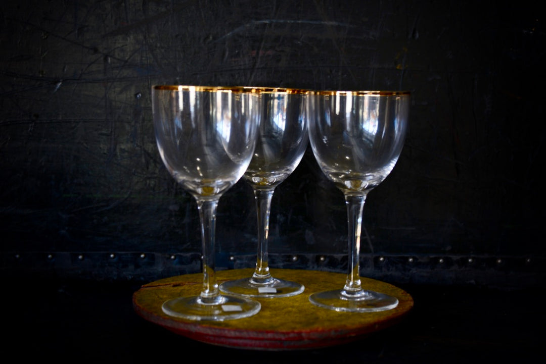 Classic Italian Gold Rimmed Wine Glass – Arrow & Axe